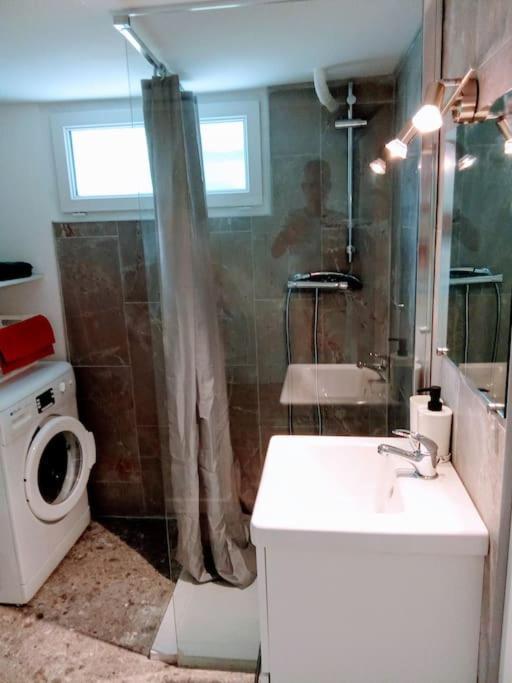 Charmant Loft Avec Jardin Pres Du Centre Ville Амбоаз Екстериор снимка