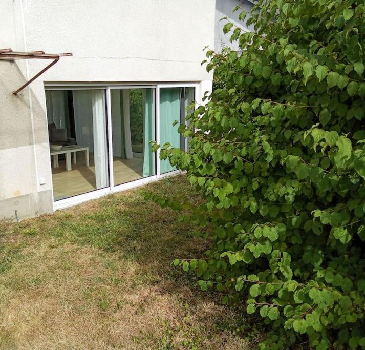 Charmant Loft Avec Jardin Pres Du Centre Ville Амбоаз Екстериор снимка